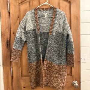 BKE Women's Gray and Brown Cardigan